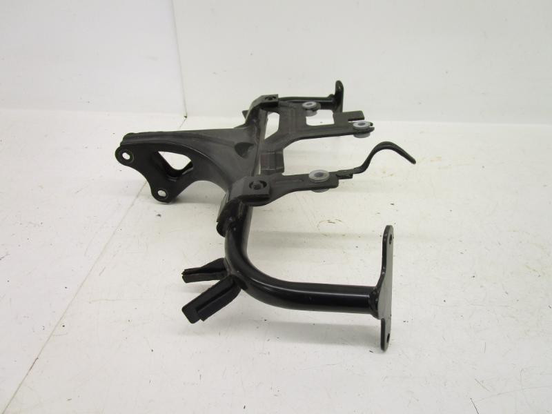 96 Kawasaki ZX11 D 1100 Ninja Front Fairing Stay Bracket 11048